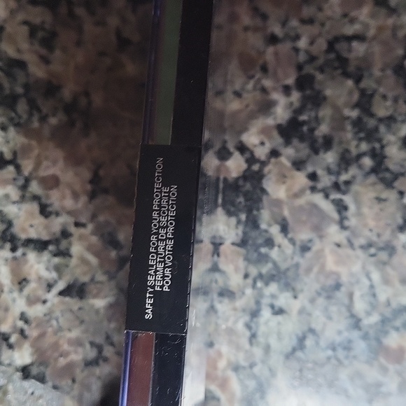 Wet n Wild Fantasy Makers RAINBOW # 1230864  paint palette for eye & face - Picture 4 of 5